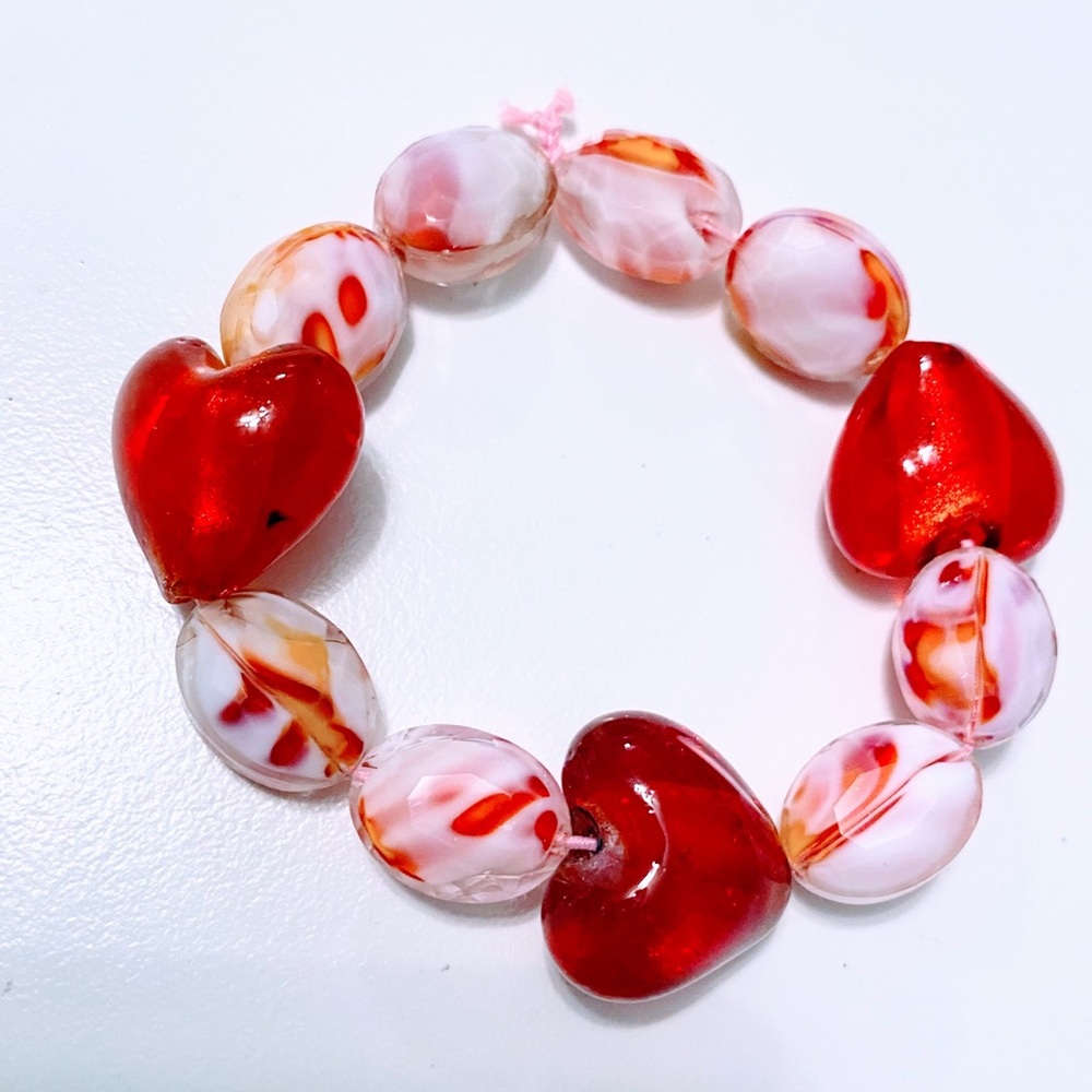 Elegant Red and White Heart Bracelet